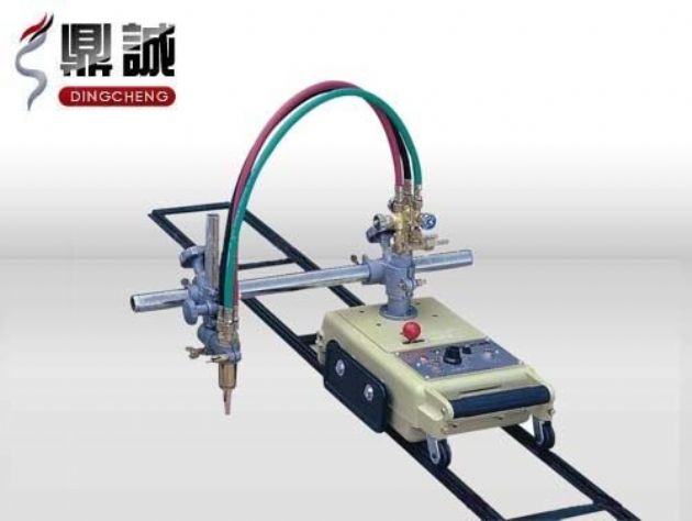 點(diǎn)擊查看詳細(xì)信息<br>標(biāo)題：半自動(dòng)火焰切割機(jī) 閱讀次數(shù)：3980