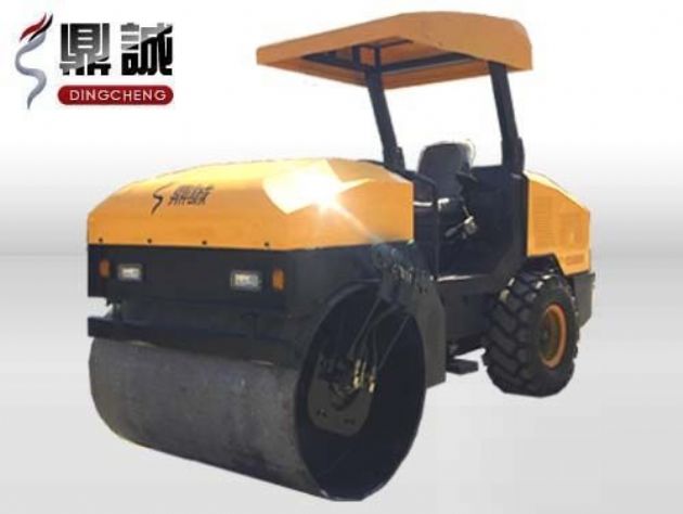 點(diǎn)擊查看詳細(xì)信息<br>標(biāo)題：4噸單鋼輪振動(dòng)壓路機(jī) 閱讀次數(shù)：12340